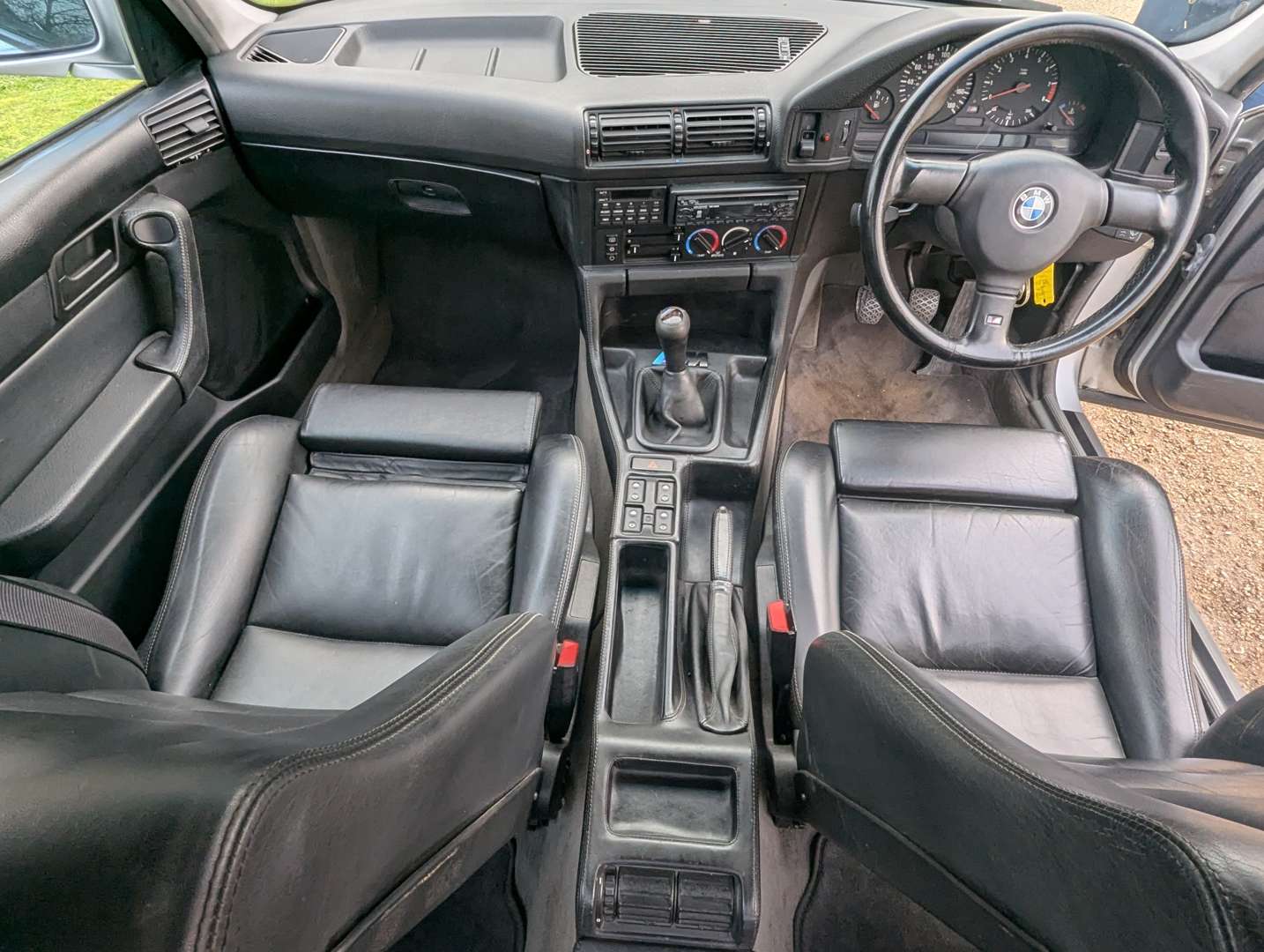 <p>1991 BMW M5 E34 MANUAL</p>