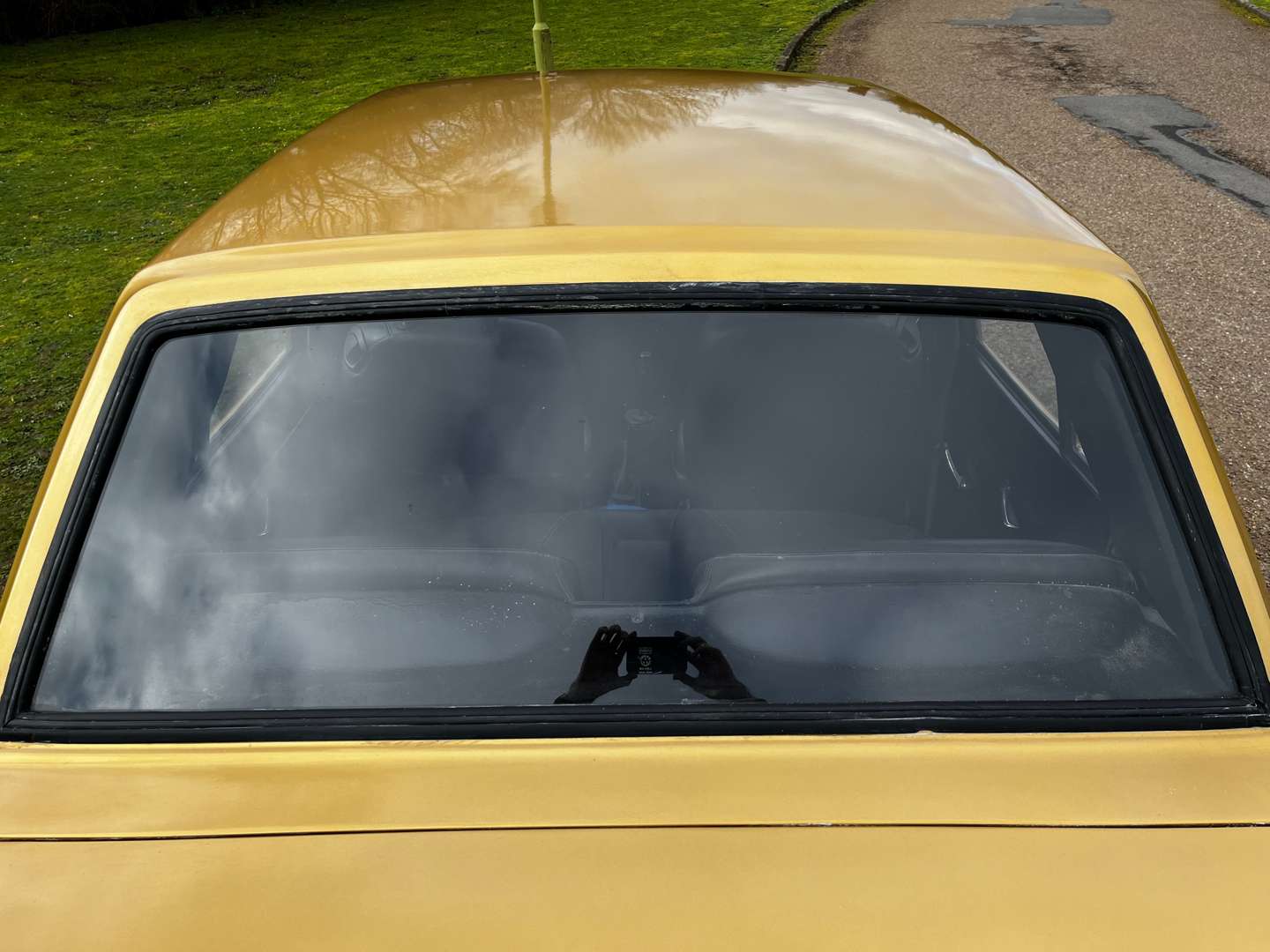 <p>1968 FORD CORTINA SUPER MKII</p>