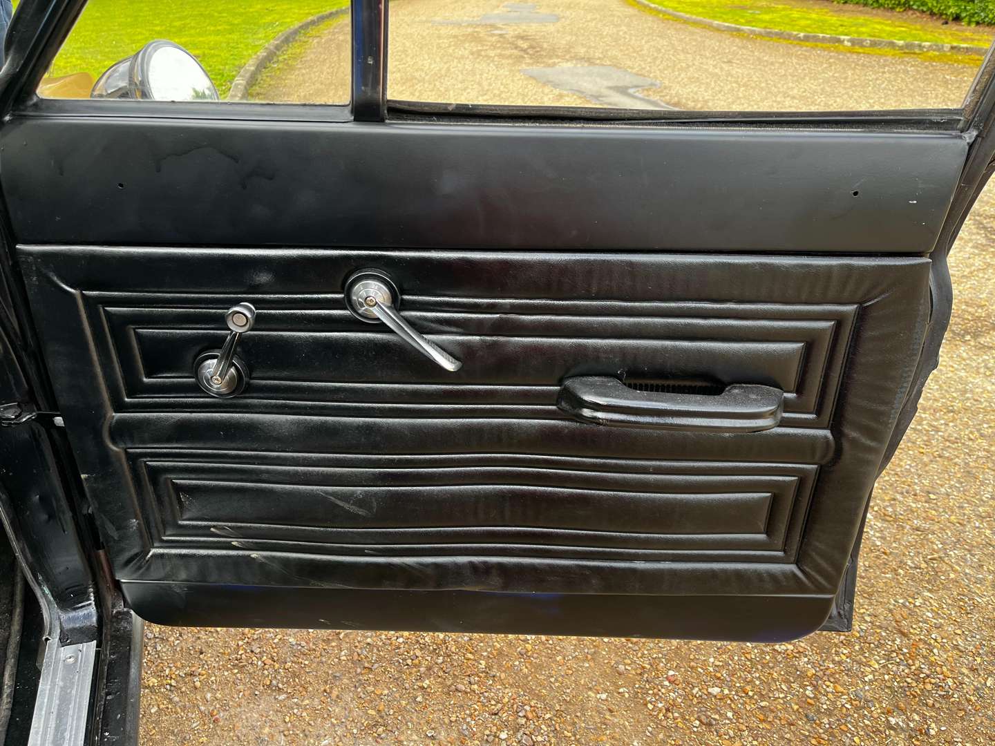 <p>1968 FORD CORTINA SUPER MKII</p>