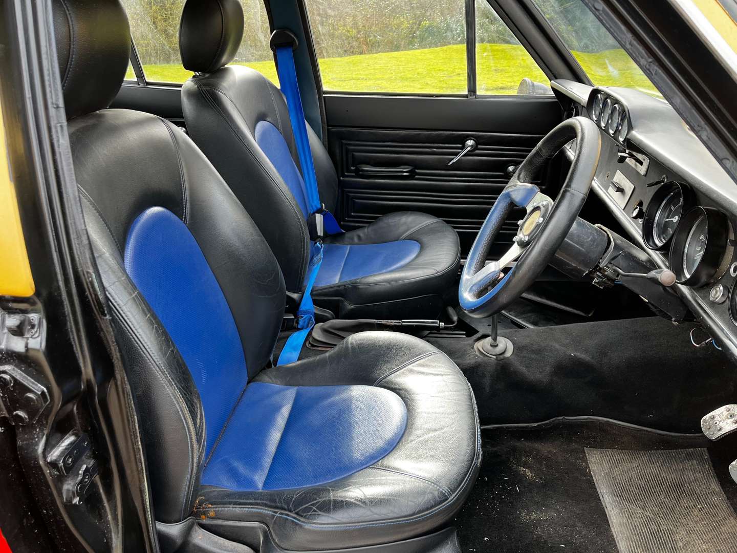 <p>1968 FORD CORTINA SUPER MKII</p>