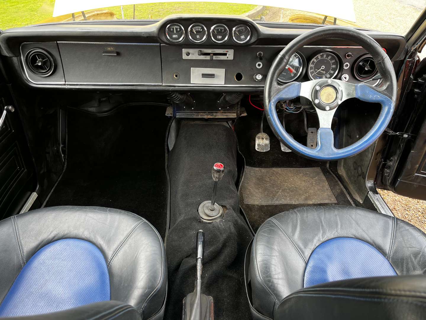 <p>1968 FORD CORTINA SUPER MKII</p>