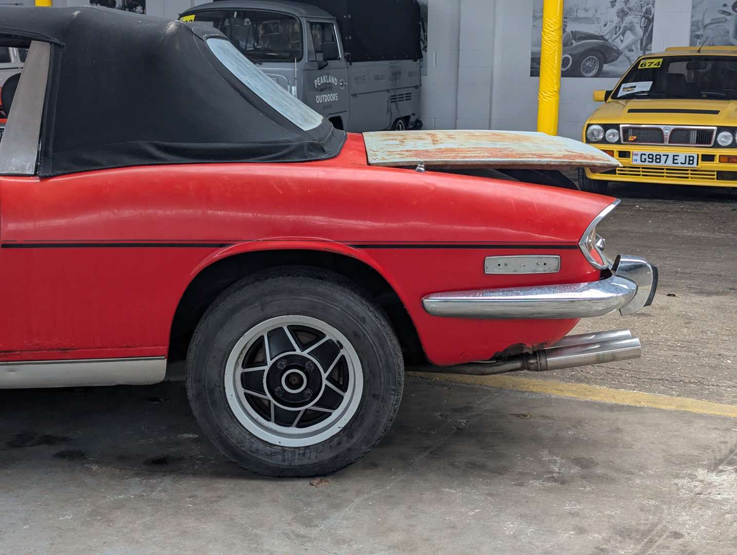 <p>1971 TRIUMPH STAG</p>