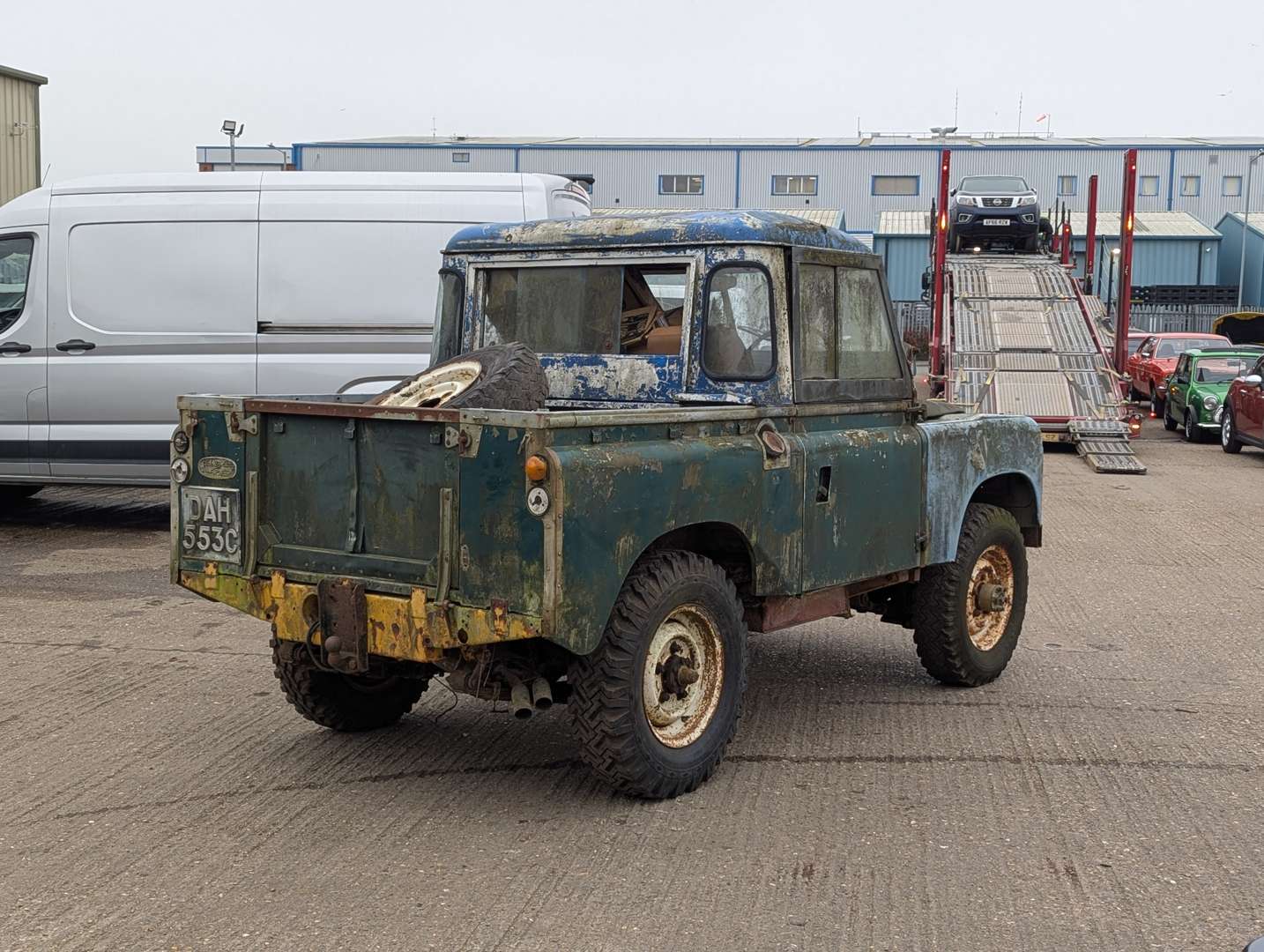 <p>1965 LAND ROVER SERIES 2A</p>