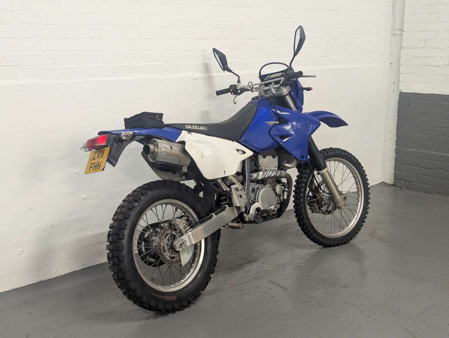 <p>2011 SUZUKI DRZ400</p>