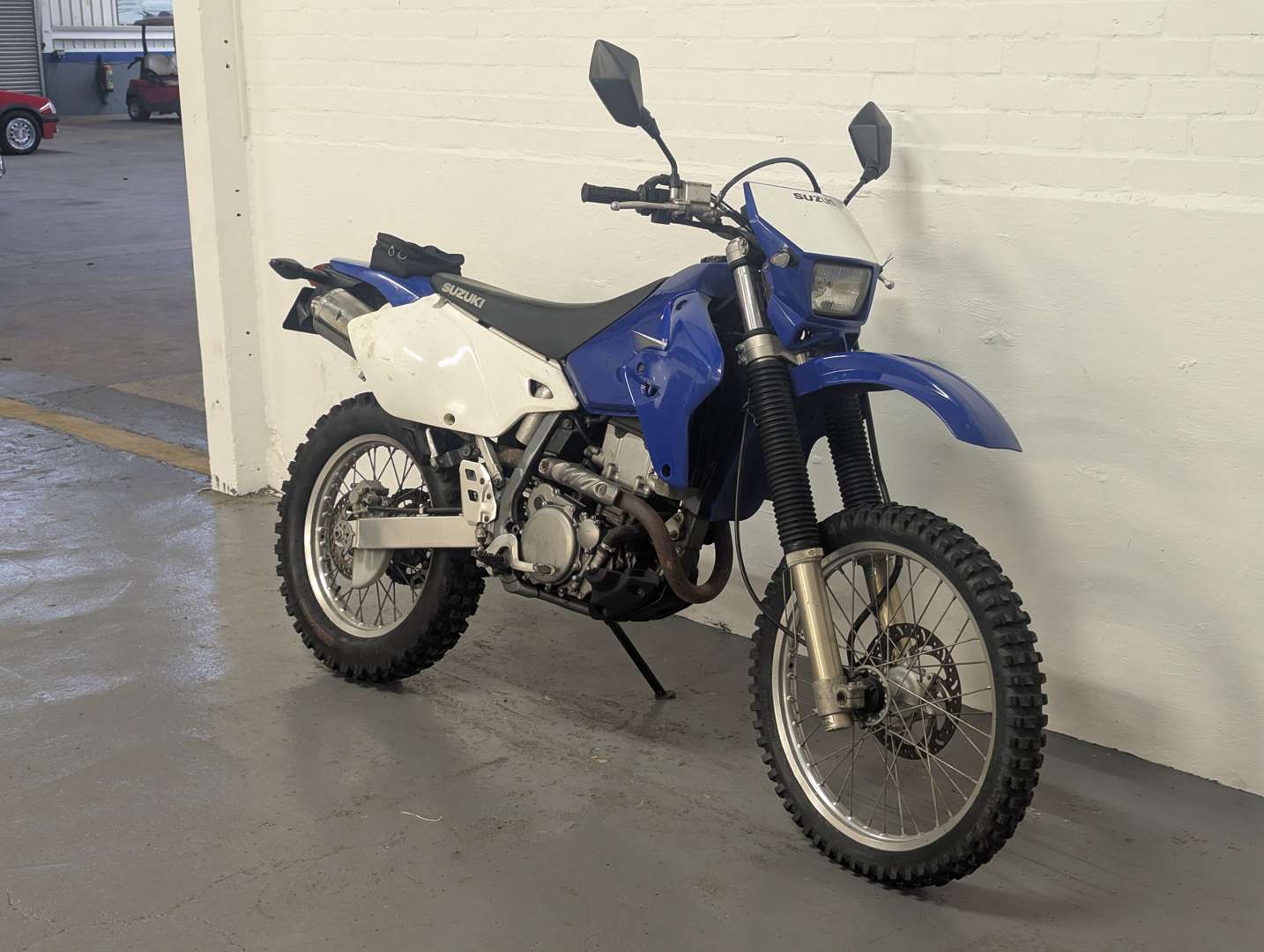 <p>2011 SUZUKI DRZ400</p>