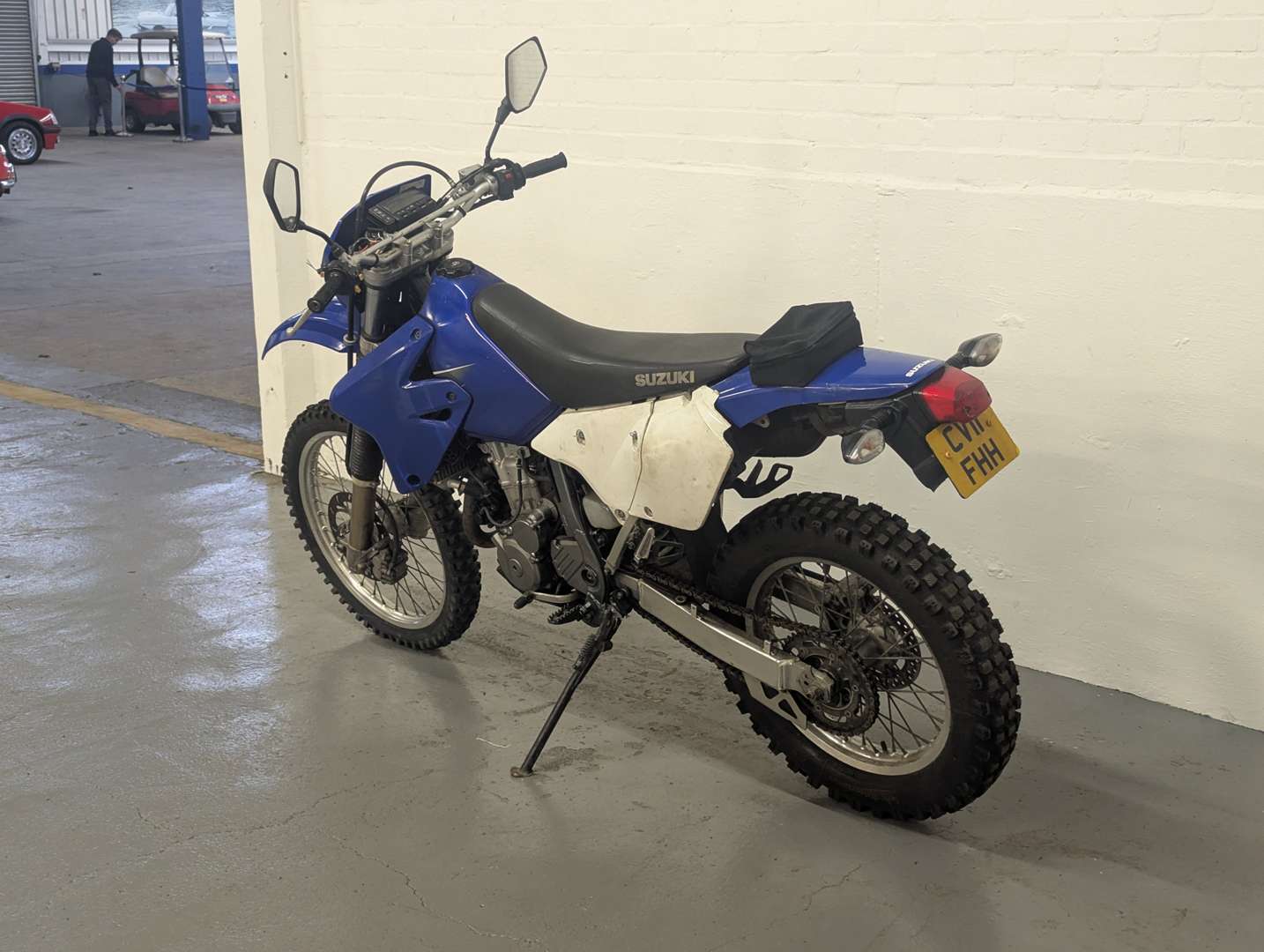 <p>2011 SUZUKI DRZ400</p>