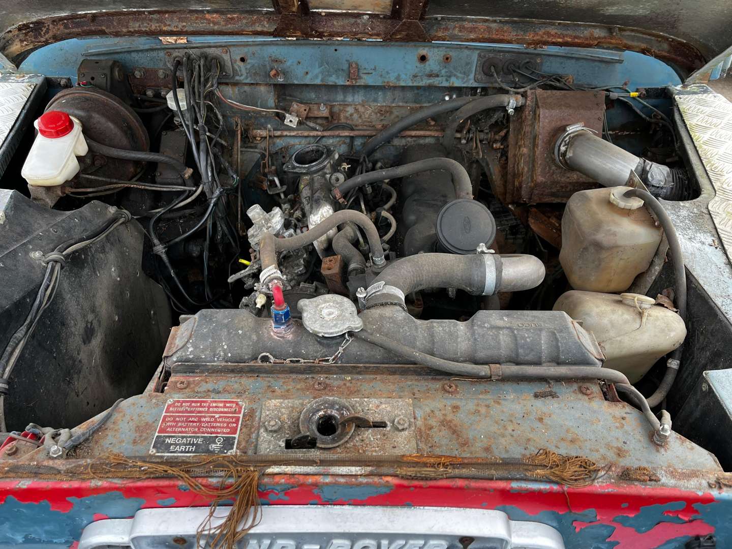 <p>LAND ROVER 88"</p>