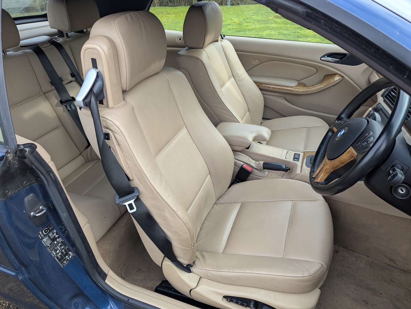 <p>2004 BMW 318CI SE E46 AUTO CONVERTIBLE</p>