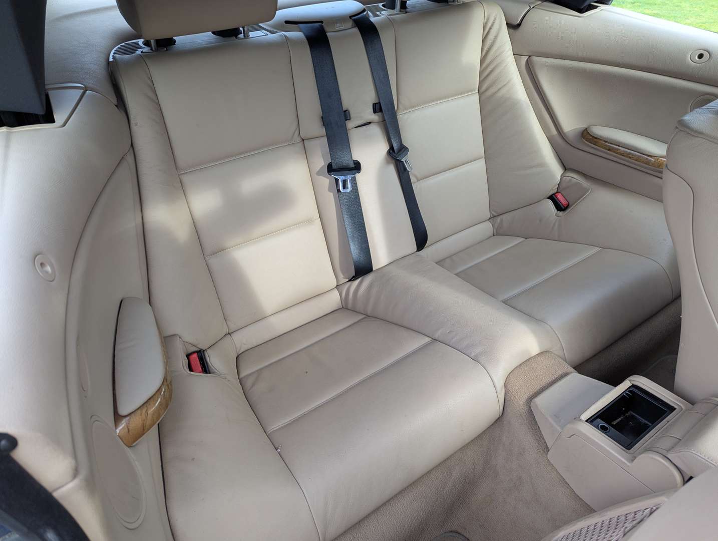 <p>2004 BMW 318CI SE E46 AUTO CONVERTIBLE</p>