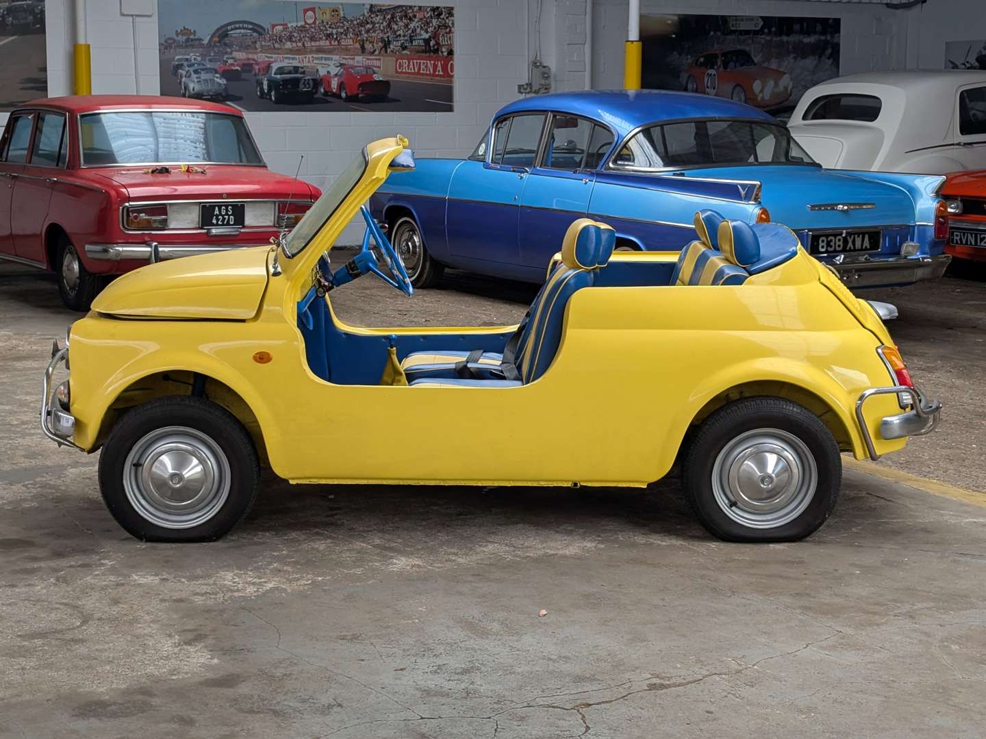 <p>1972 FIAT 500</p>