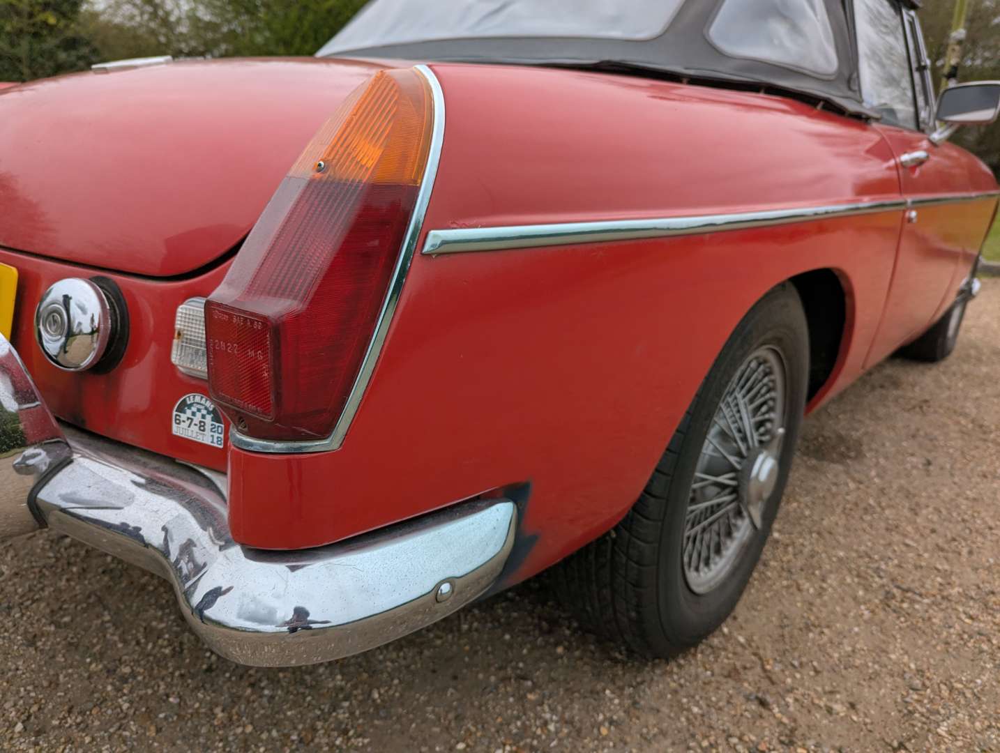 <p>1974 MG B ROADSTER</p>