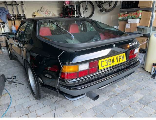 <p>1985 PORSCHE 944 TURBO</p>