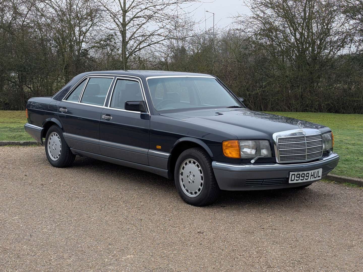 <p>1987 MERCEDES 420SEL W126 AUTO</p>