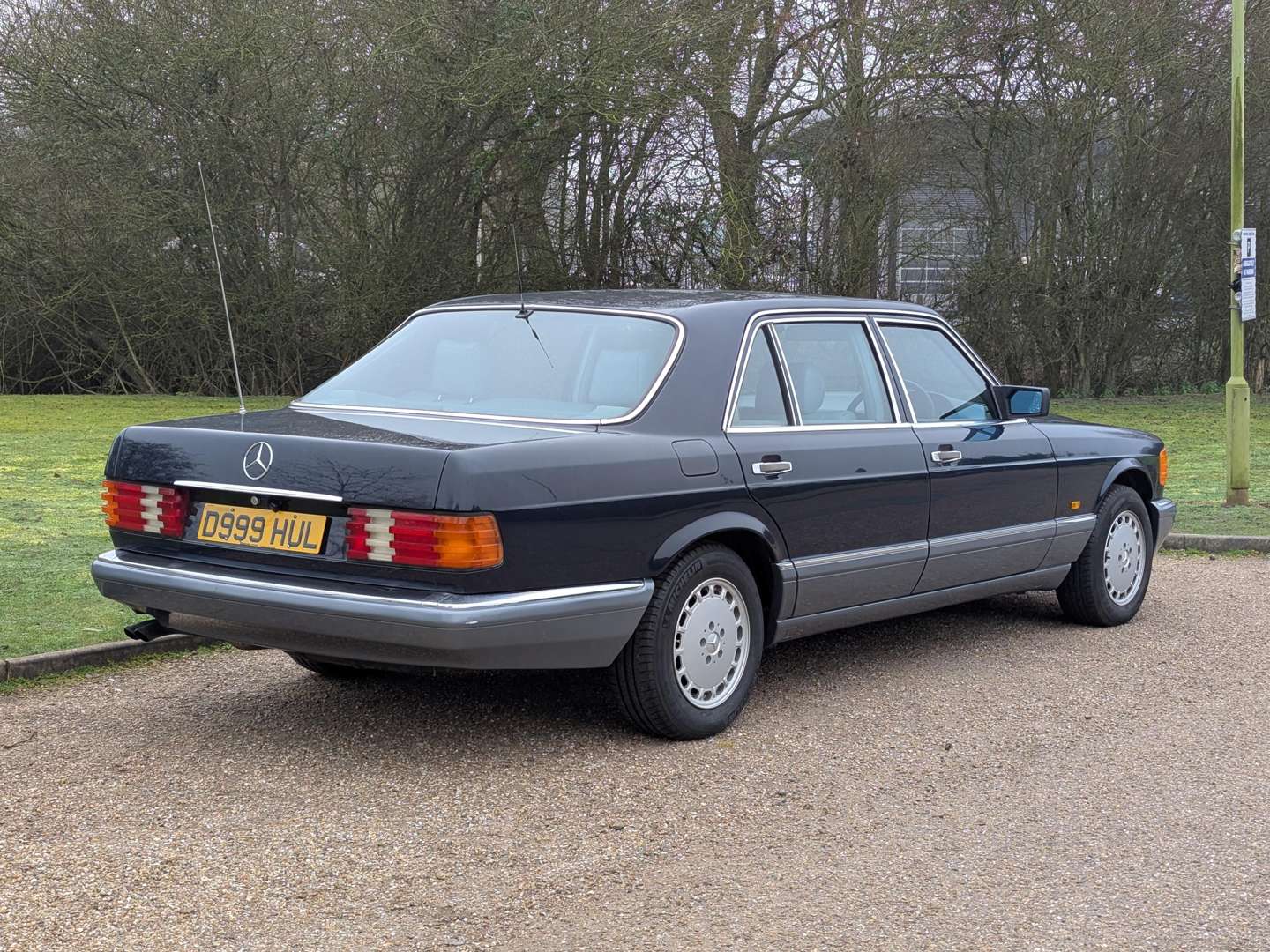 <p>1987 MERCEDES 420SEL W126 AUTO</p>