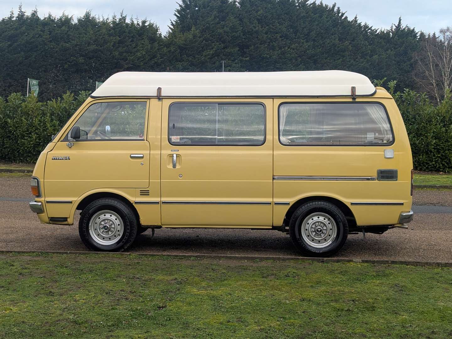 <p>1979 TOYOTA HI-ACE RIO - ONE REGISTERED OWNER</p>