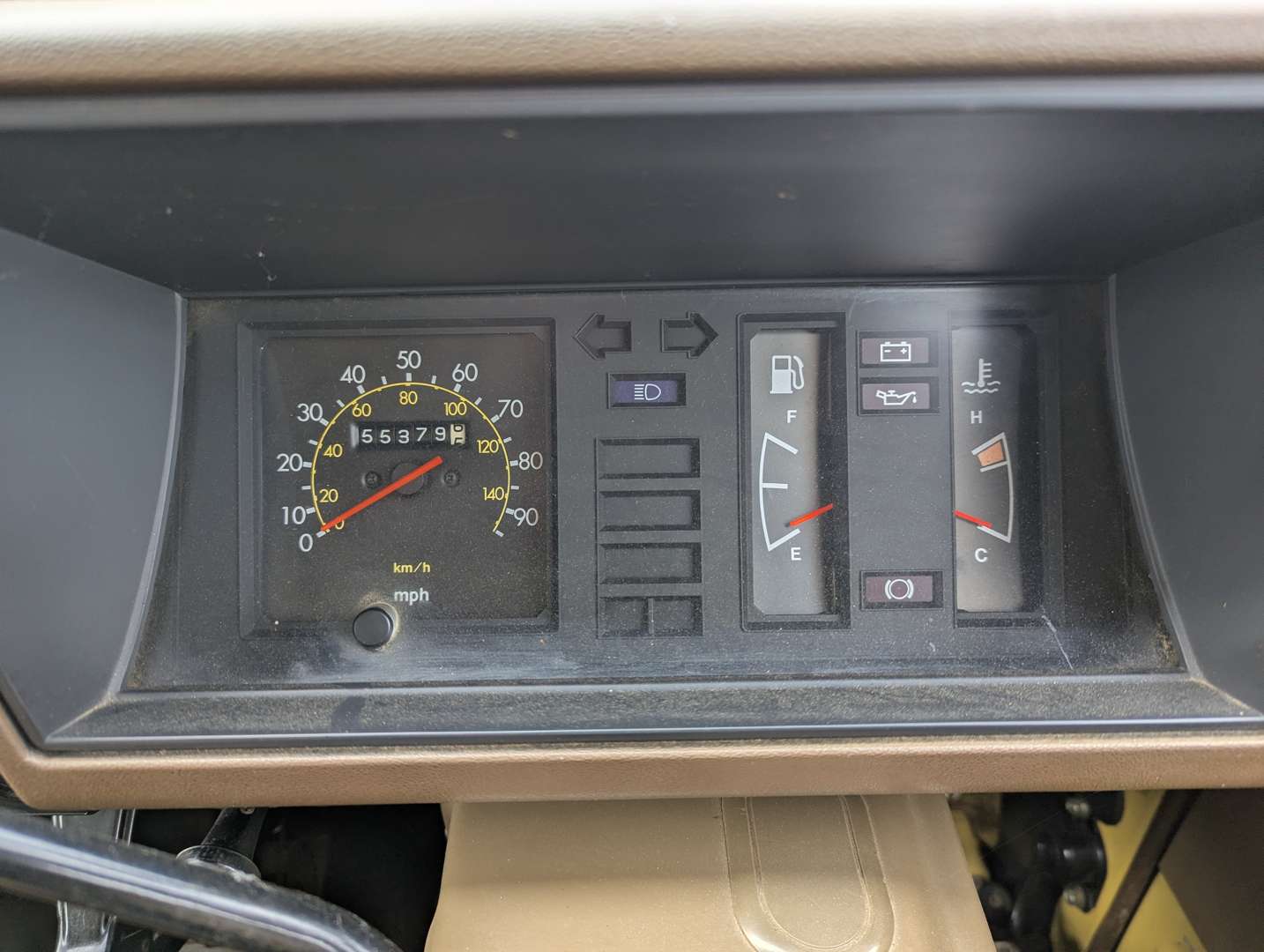 <p>1979 TOYOTA HI-ACE RIO - ONE REGISTERED OWNER</p>