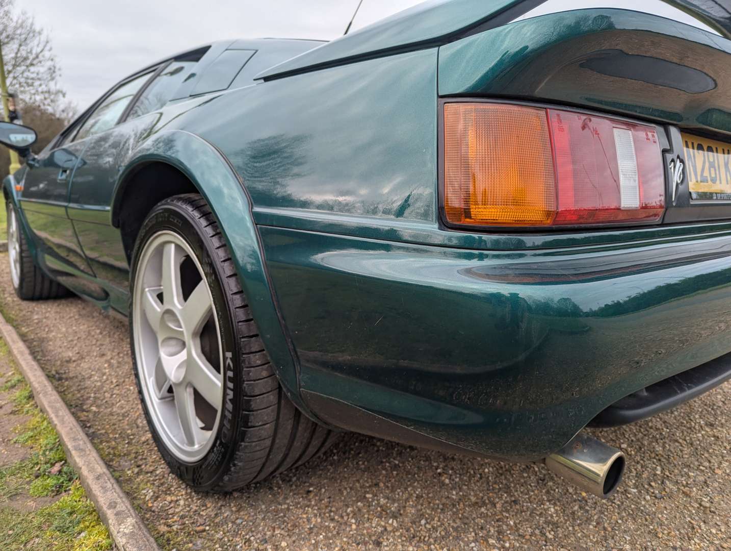 <p>1996 LOTUS ESPRIT V8 TURBO</p>