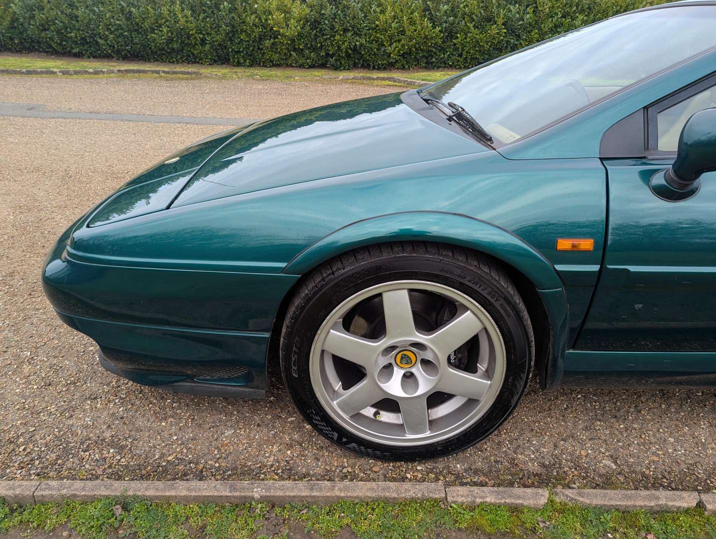 <p>1996 LOTUS ESPRIT V8 TURBO</p>