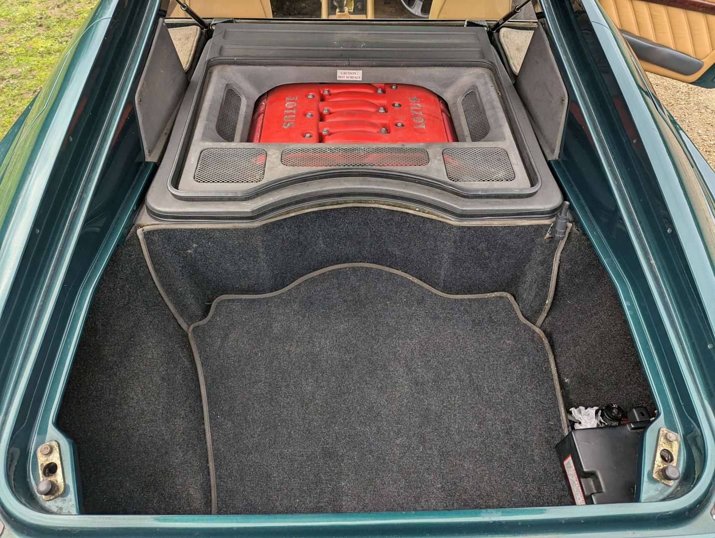 <p>1996 LOTUS ESPRIT V8 TURBO</p>