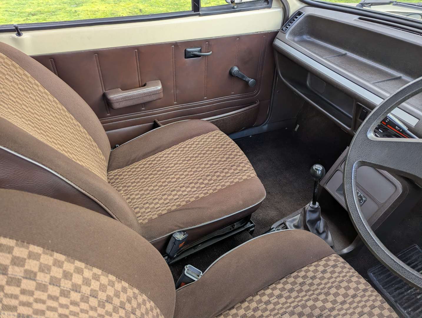 <p>1980 FORD FIESTA L</p>