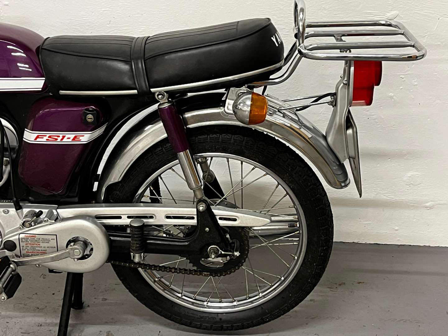 <p>1974 YAMAHA FS1E</p>