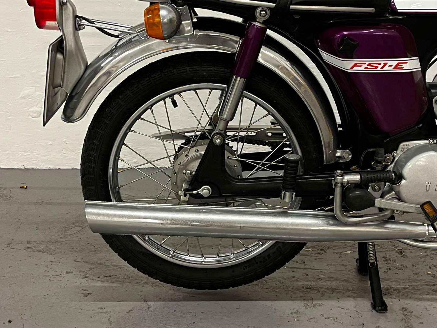 <p>1974 YAMAHA FS1E</p>