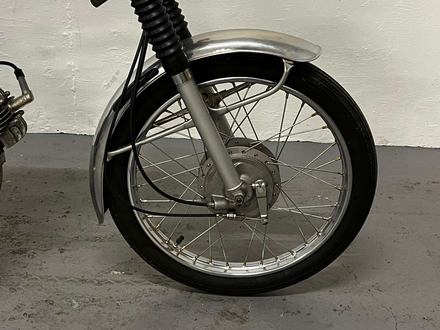 <p>1974 YAMAHA FS1E</p>