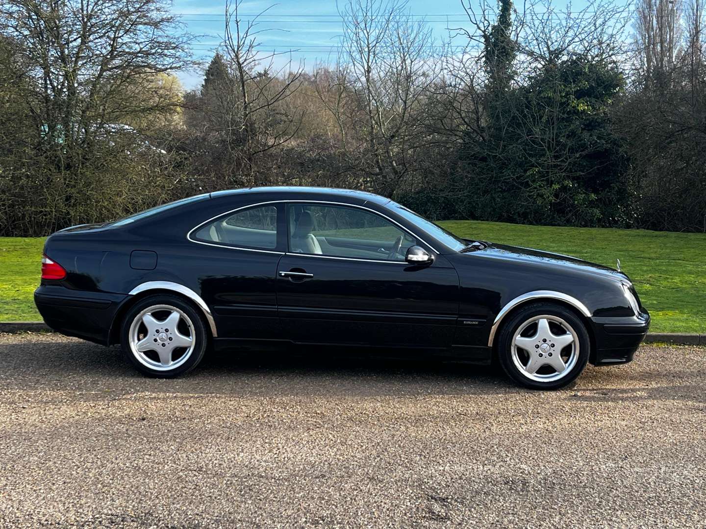 <p>2000 MERCEDES CLK230 ELEGANCE KOMPRESSOR C208 AUTO</p>
