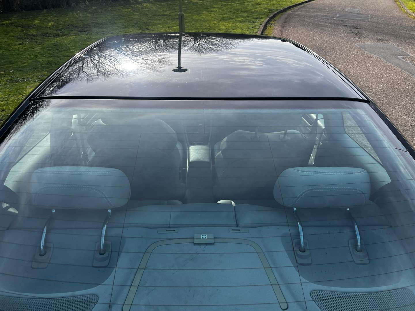 <p>2000 MERCEDES CLK230 ELEGANCE KOMPRESSOR C208 AUTO</p>