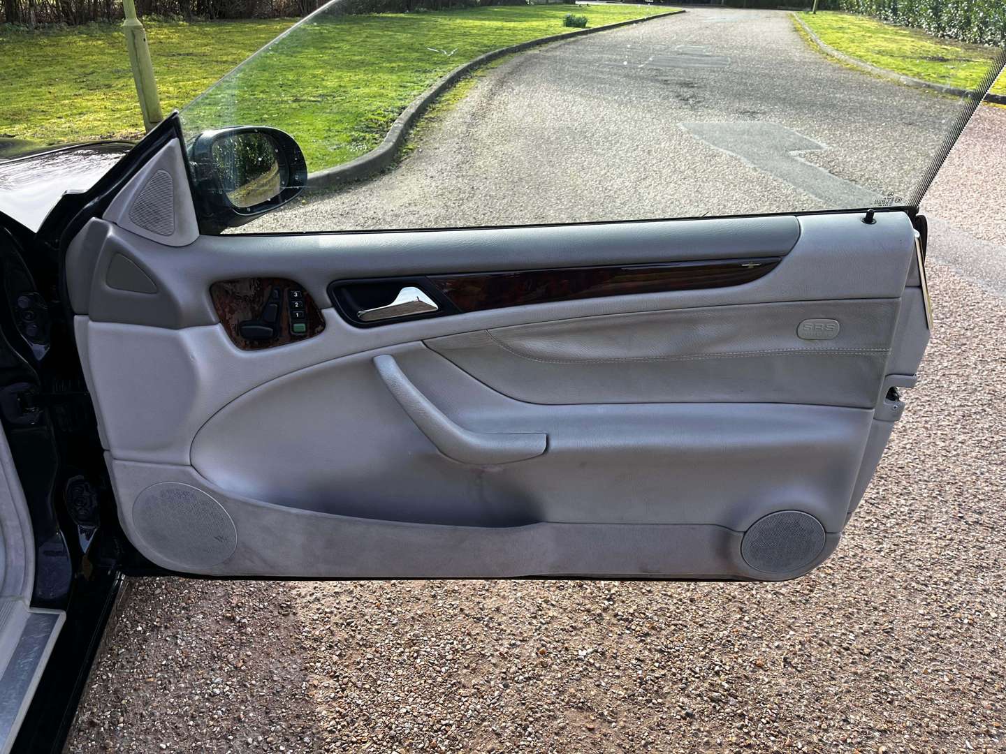 <p>2000 MERCEDES CLK230 ELEGANCE KOMPRESSOR C208 AUTO</p>