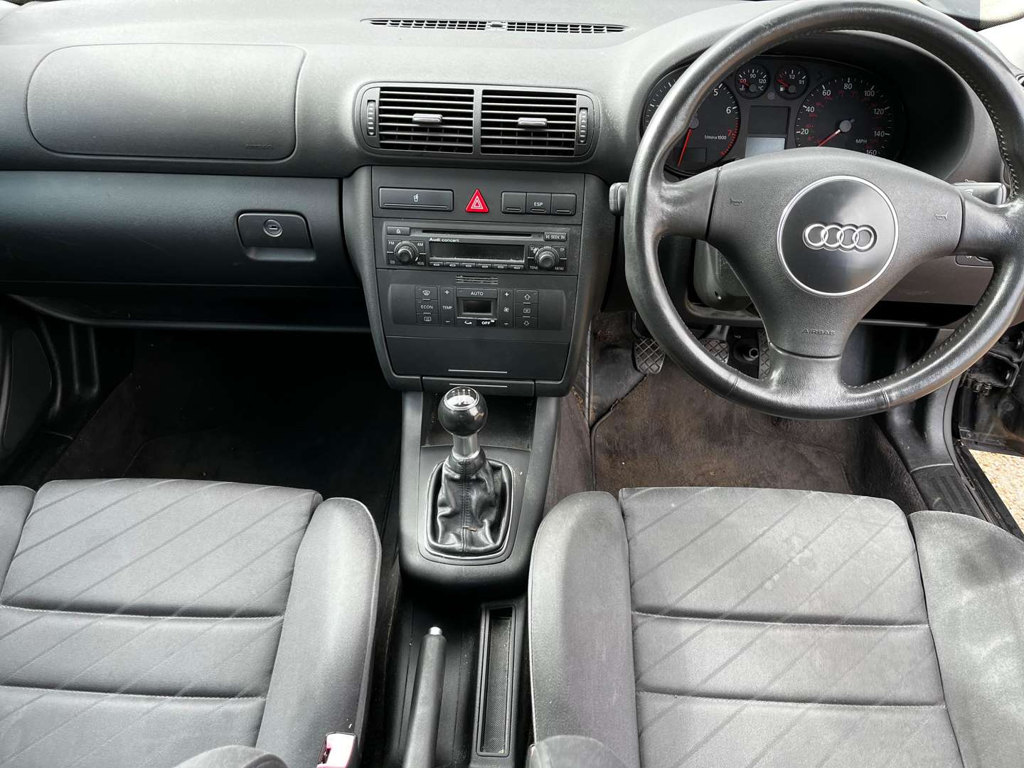 <p>2002 AUDI A3 1.6 SPORT</p>