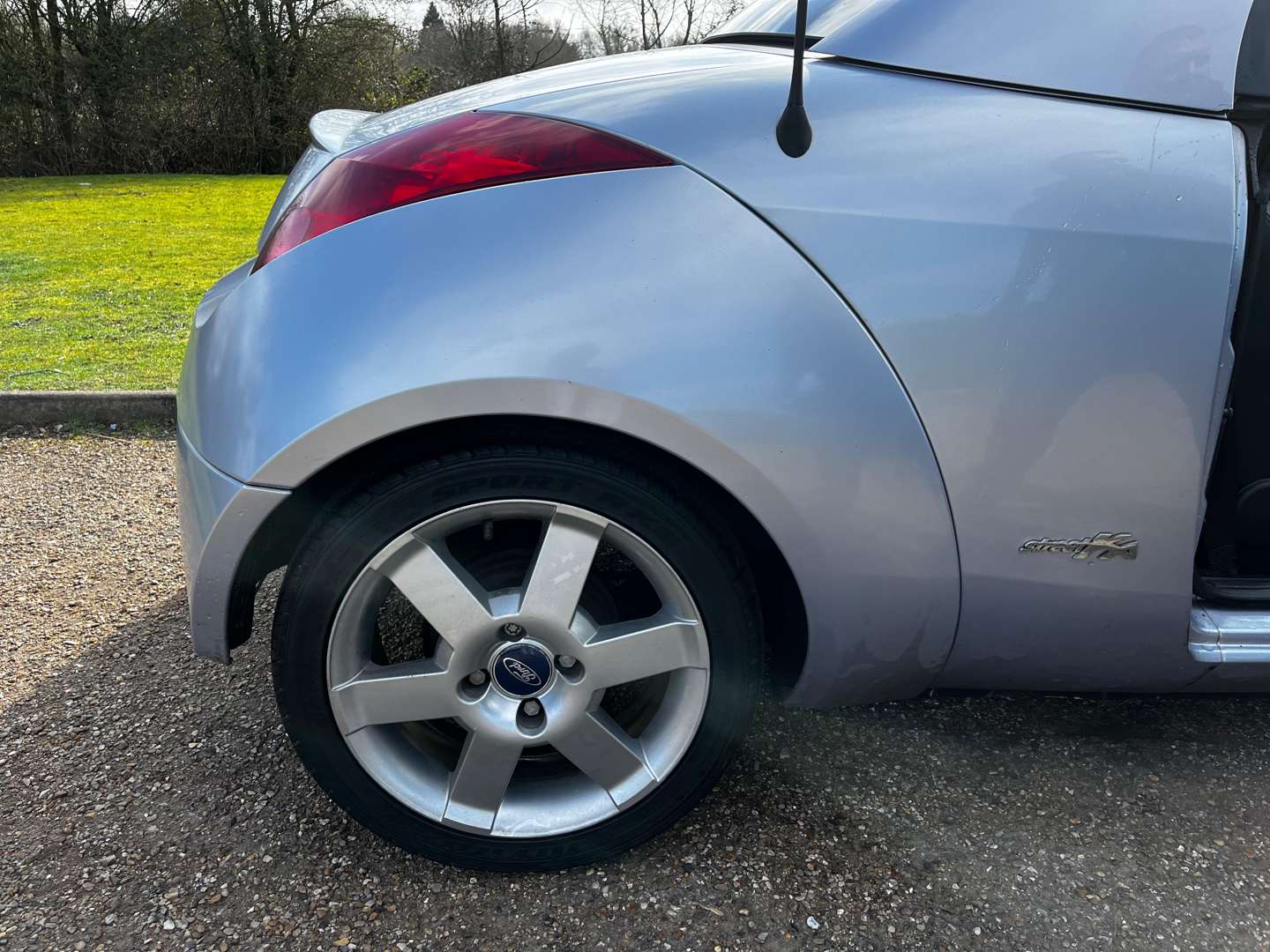 <p>2006 FORD STREETKA WINTER</p>