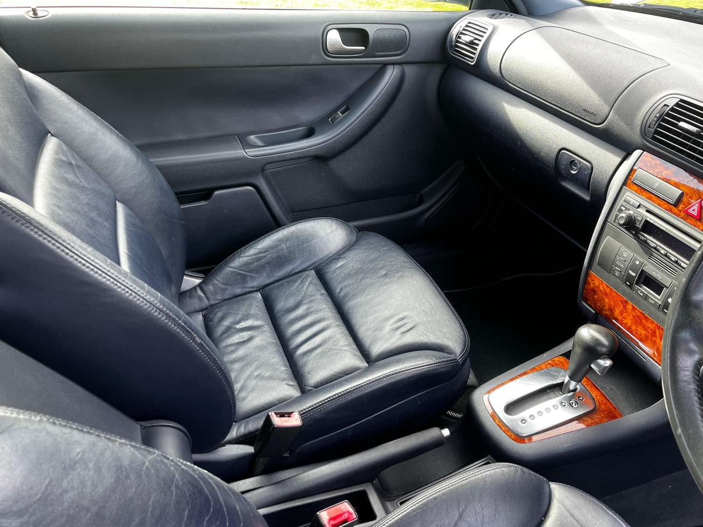 <p>2002 AUDI A3 1.6 SE AUTO</p>