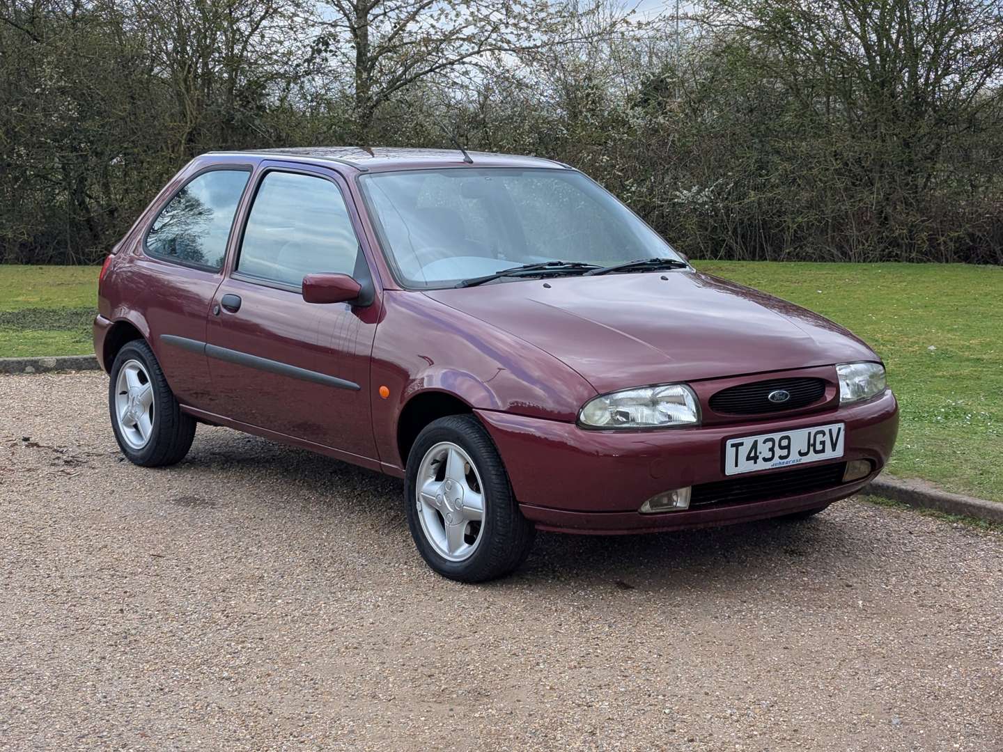 <p>1999 FORD FIESTA ZETEC&nbsp;</p>