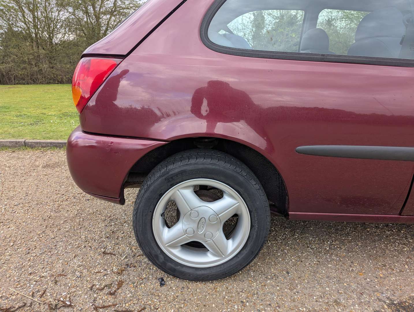 <p>1999 FORD FIESTA ZETEC&nbsp;</p>