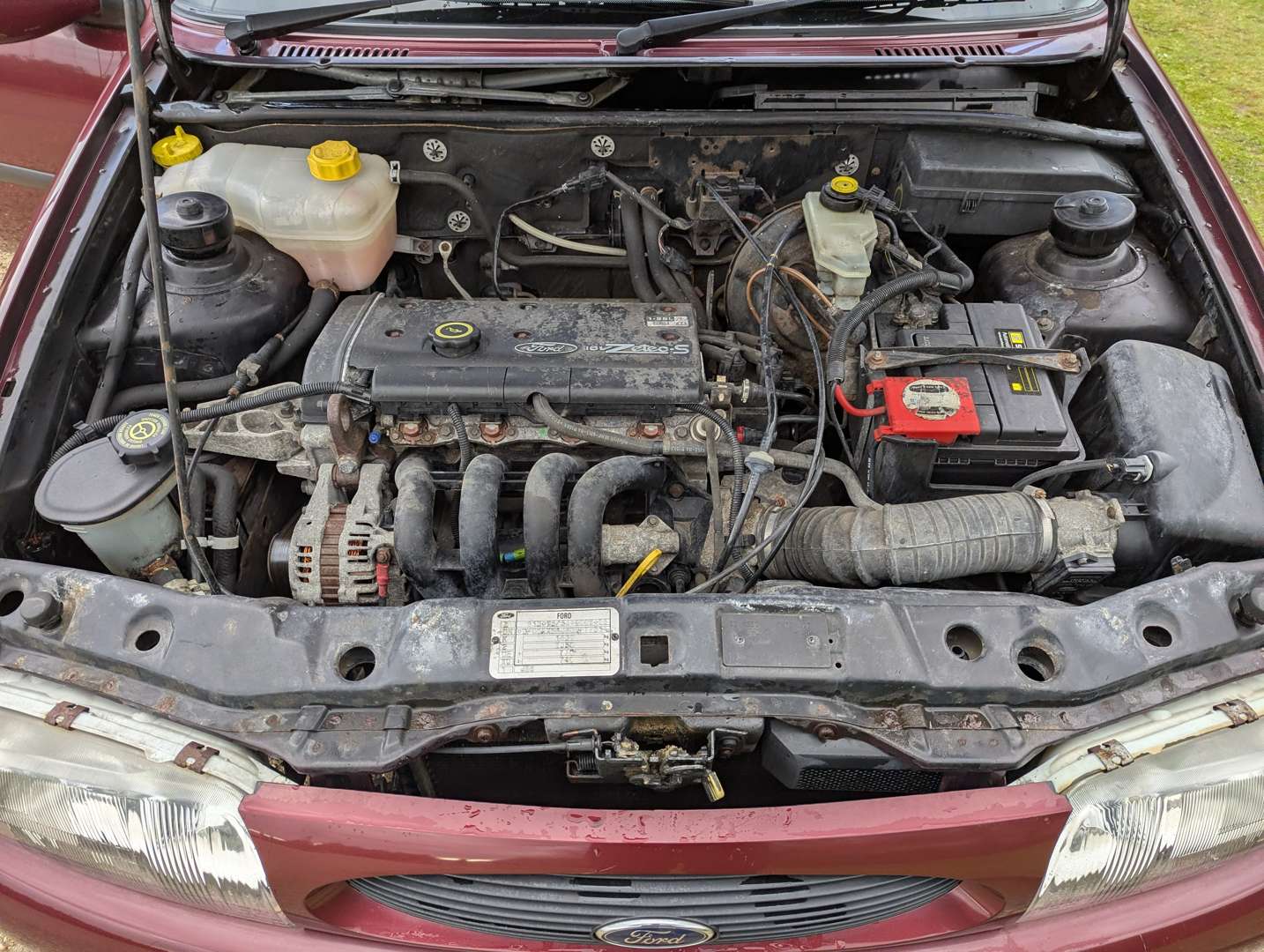 <p>1999 FORD FIESTA ZETEC&nbsp;</p>