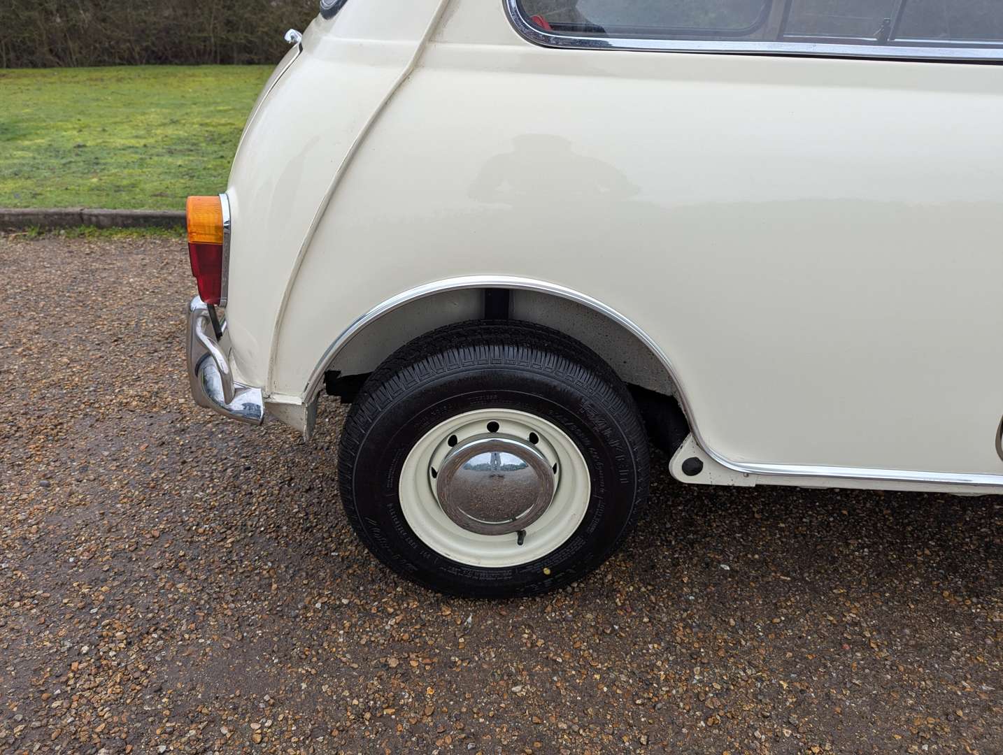 <p>1964 AUSTIN MINI COOPER</p>