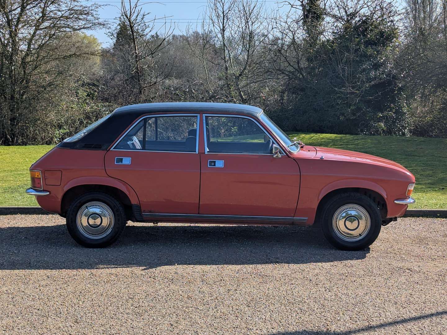 <p>1975 AUSTIN ALLEGRO 1500 SPECIAL</p>