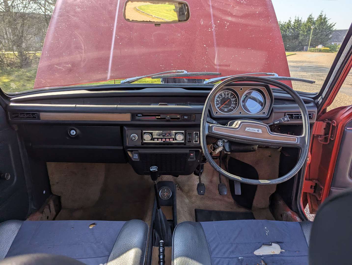 <p>1975 AUSTIN ALLEGRO 1500 SPECIAL</p>