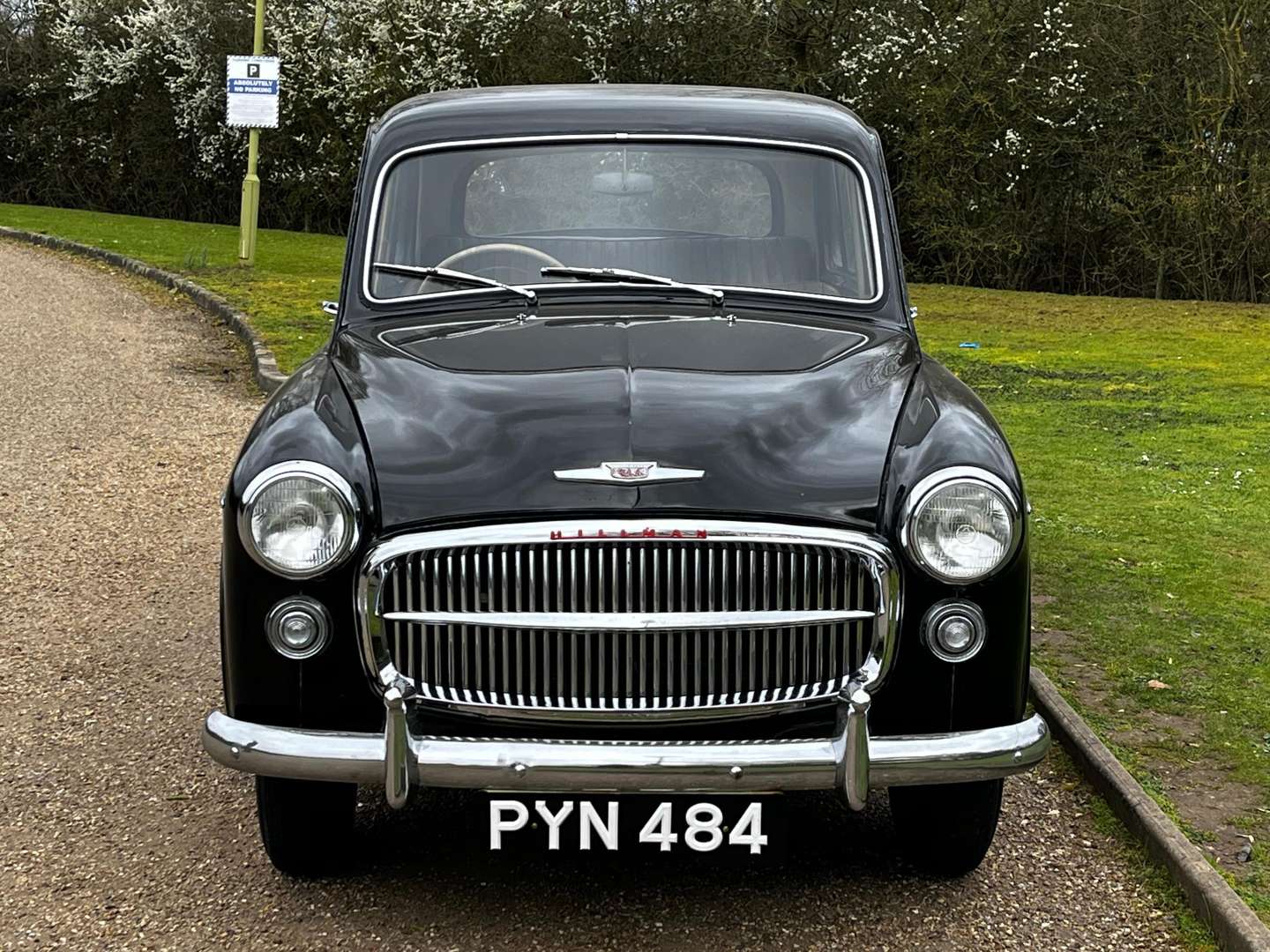 <p>1955 HILLMAN MINX MK VIII</p>