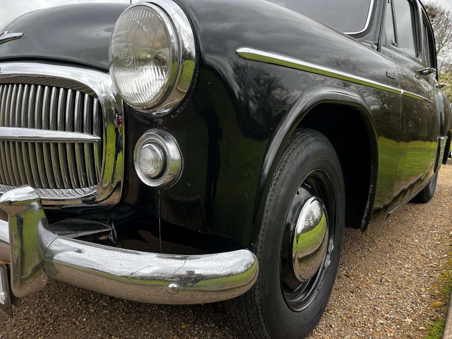 <p>1955 HILLMAN MINX MK VIII</p>