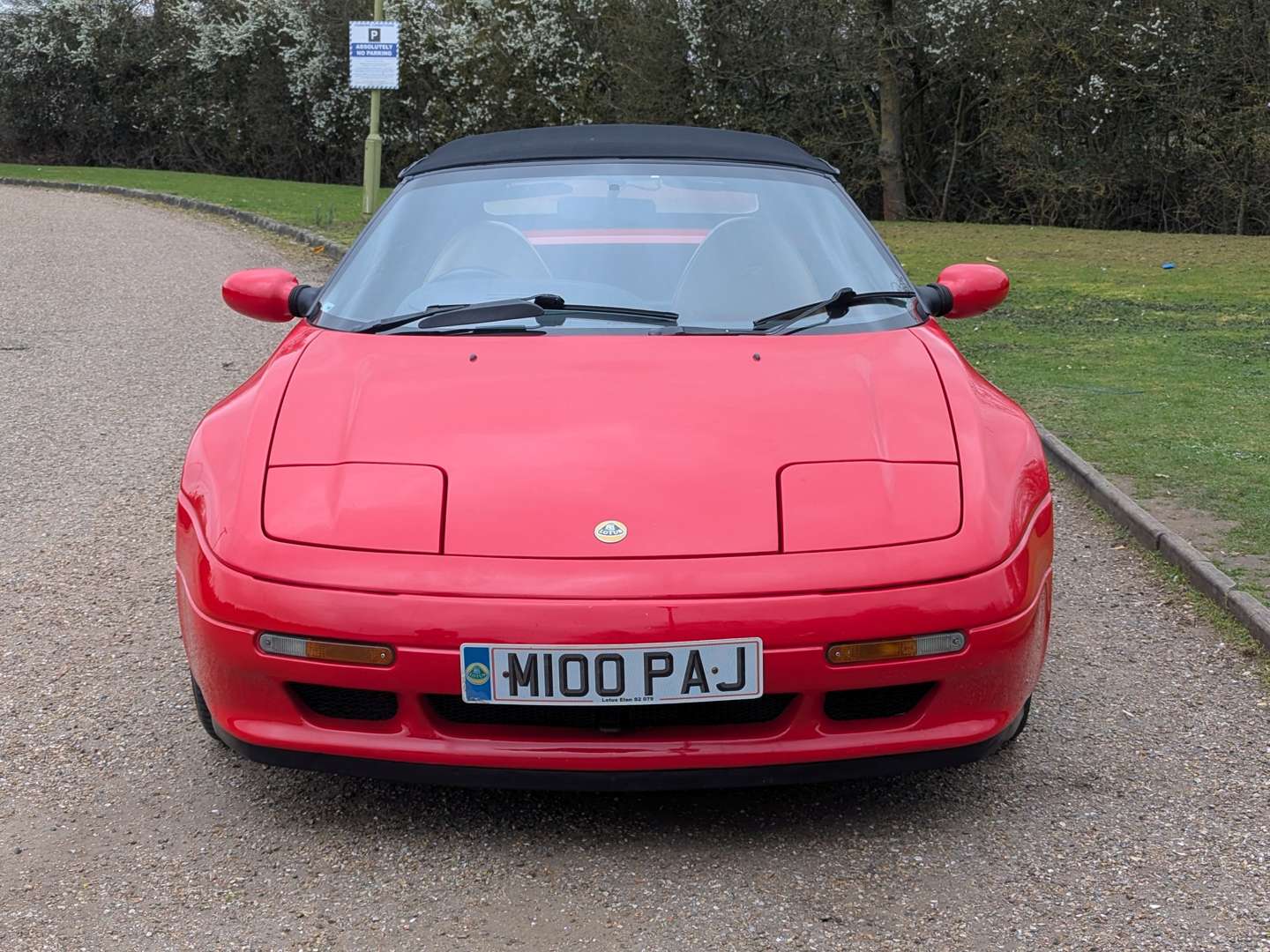 <p>1994 LOTUS ELAN S2</p>