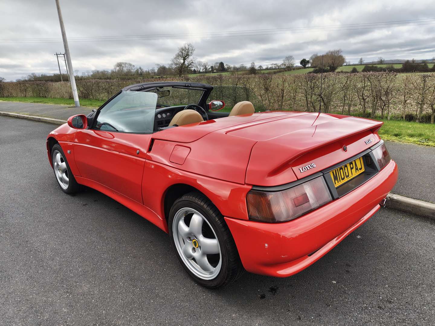 <p>1994 LOTUS ELAN S2</p>