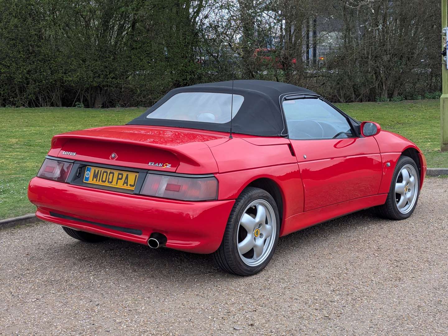 <p>1994 LOTUS ELAN S2</p>
