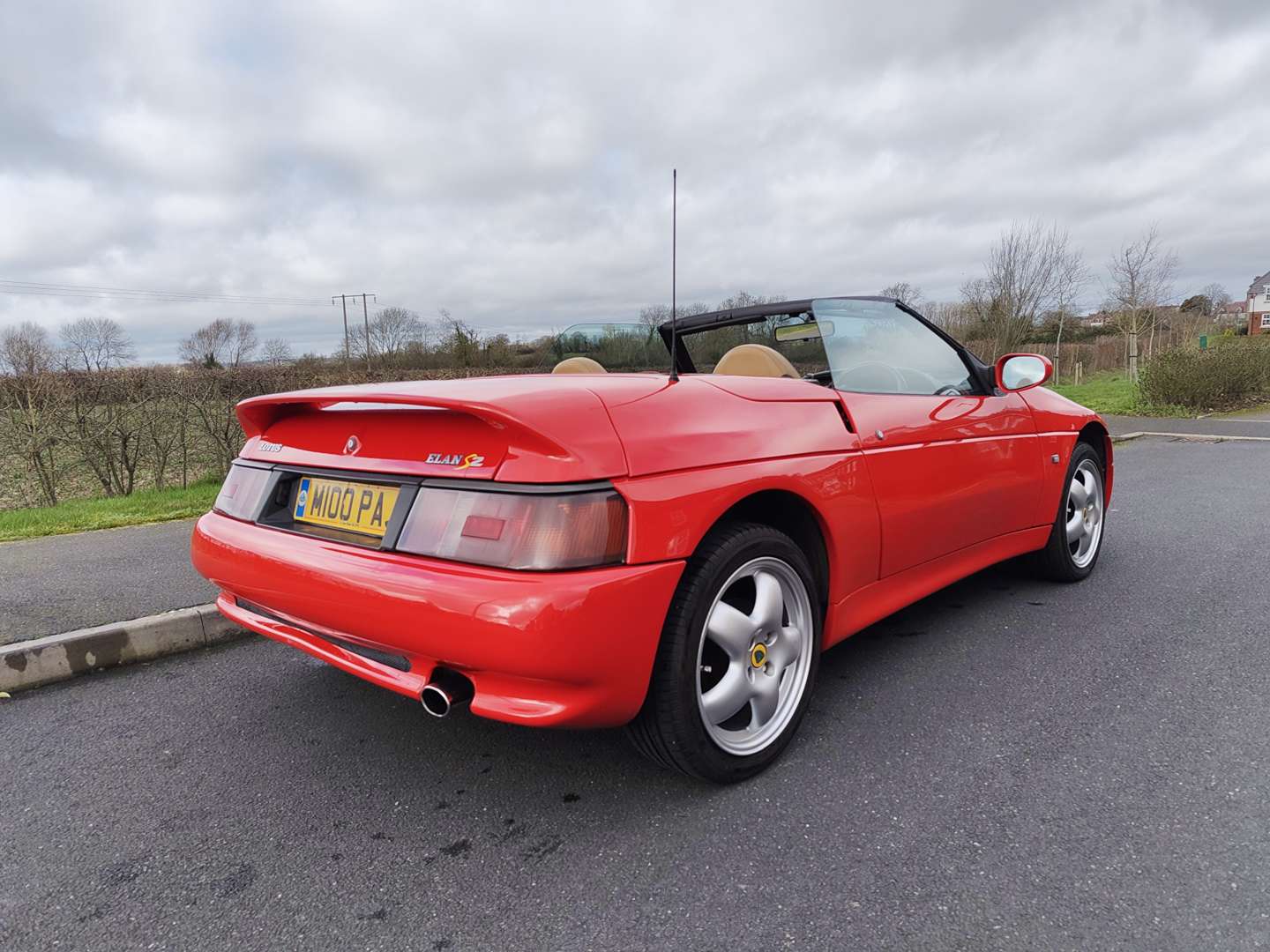<p>1994 LOTUS ELAN S2</p>