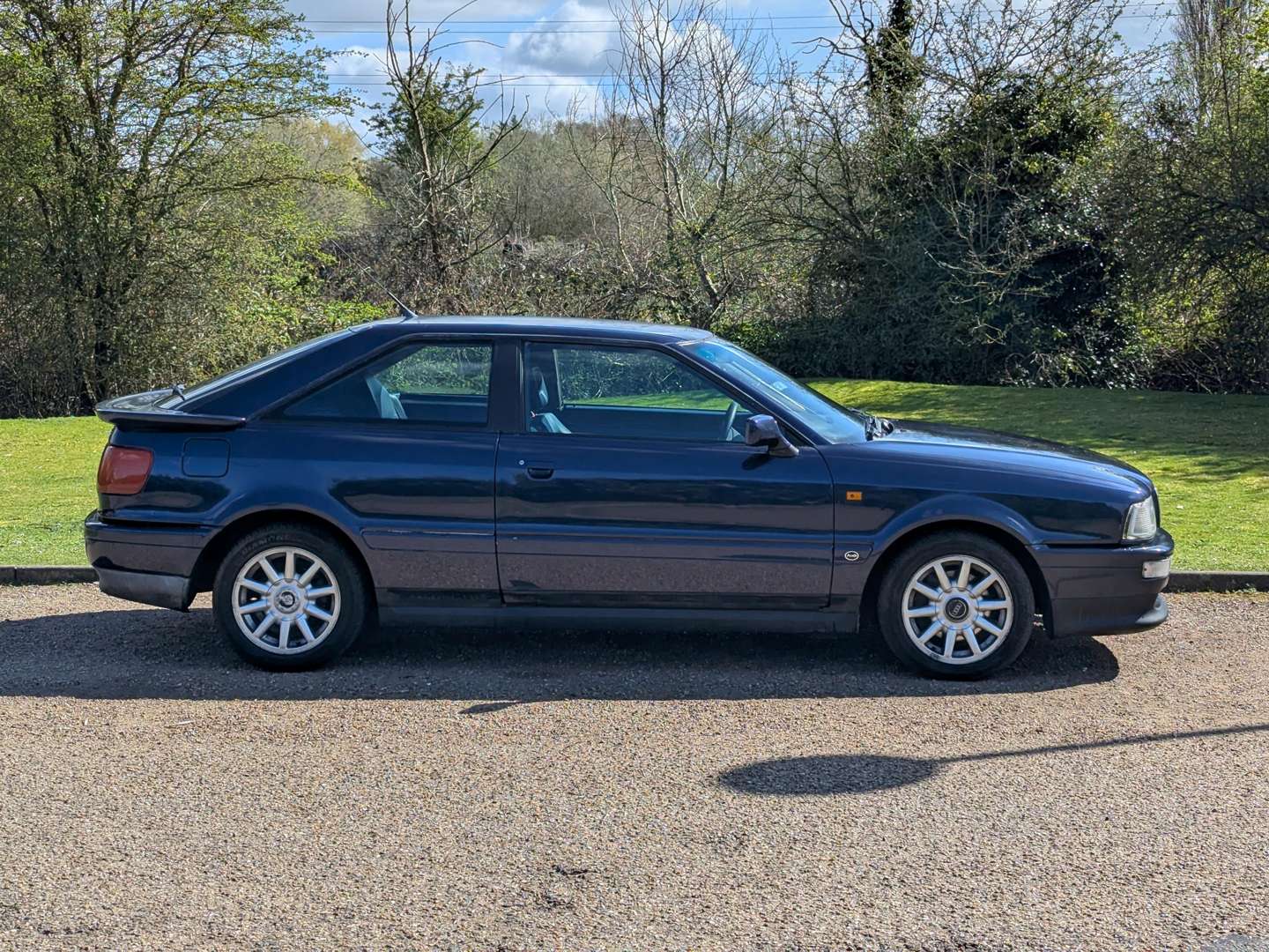 <p>1995 AUDI 80 QUATTRO</p>