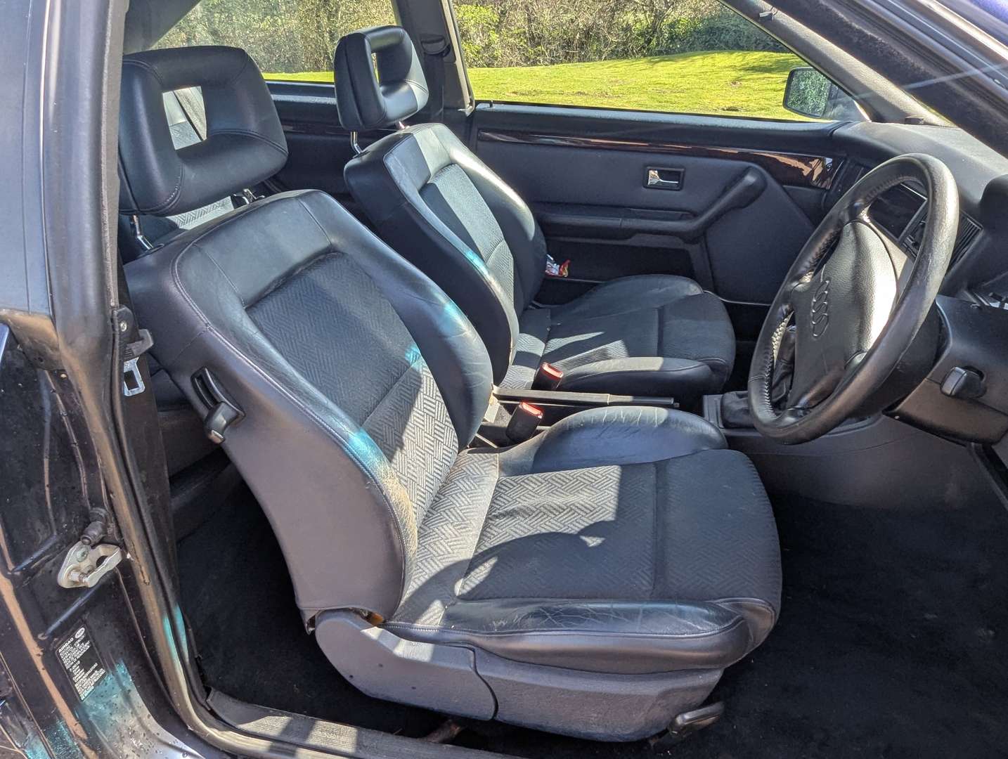 <p>1995 AUDI 80 QUATTRO</p>