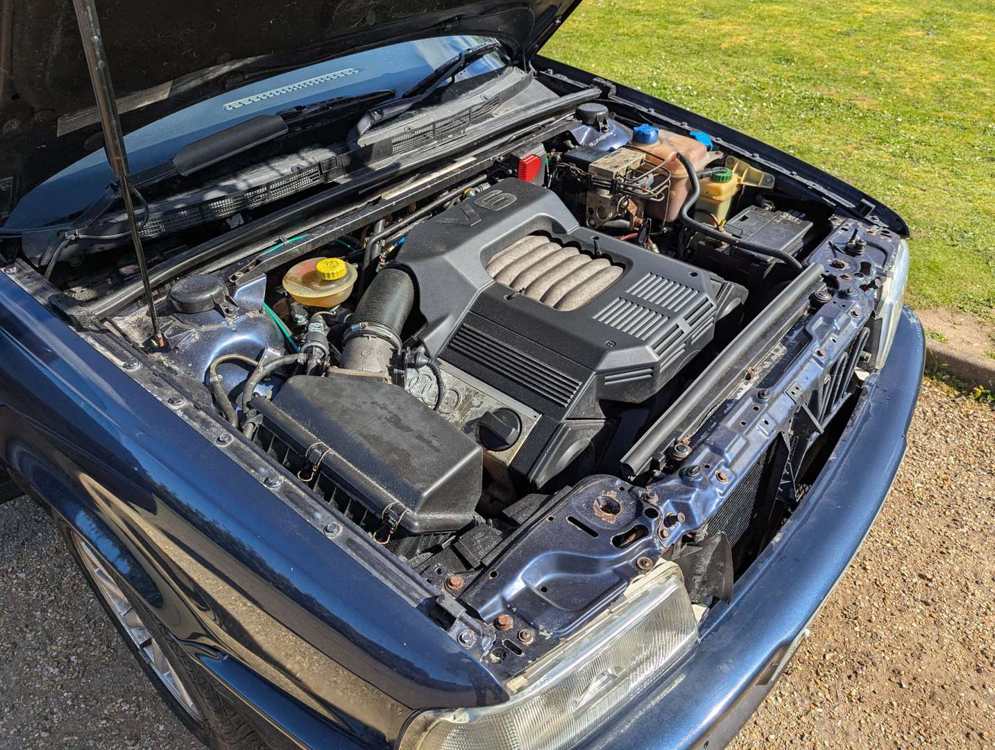 <p>1995 AUDI 80 QUATTRO</p>