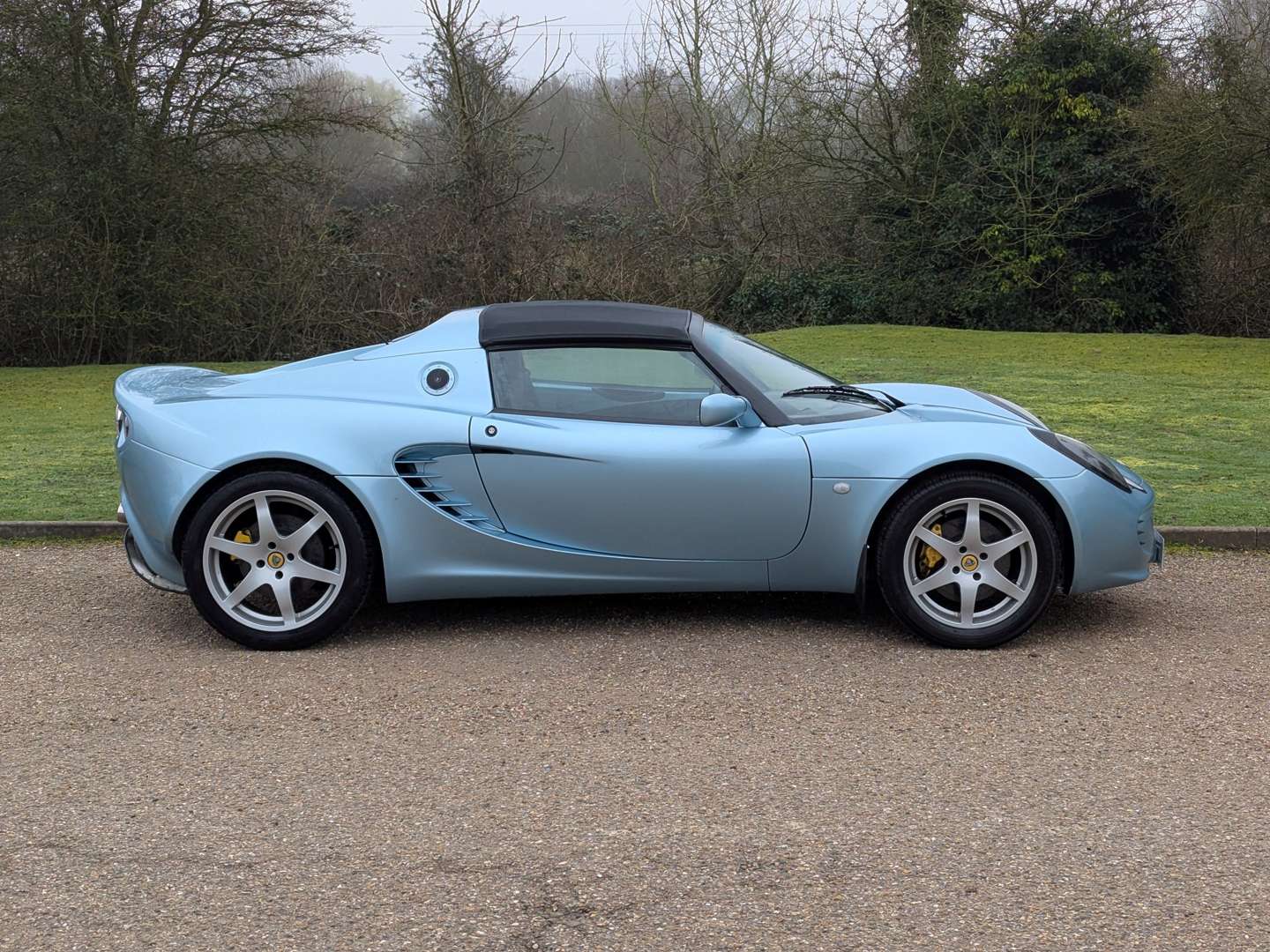 <p>2002 LOTUS ELISE</p>
