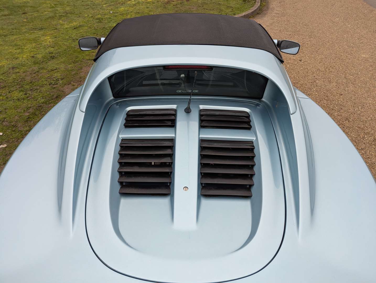 <p>2002 LOTUS ELISE</p>